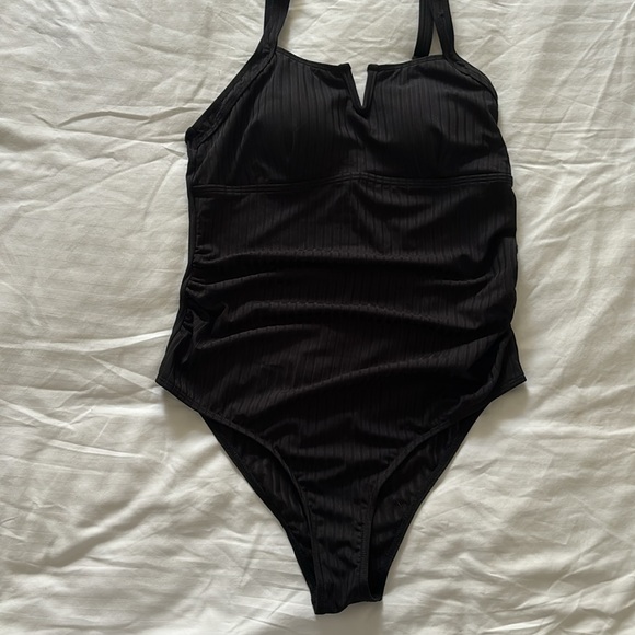 Beautiful Pregnancy One Piece Swimsuit M - Picture 4 of 9